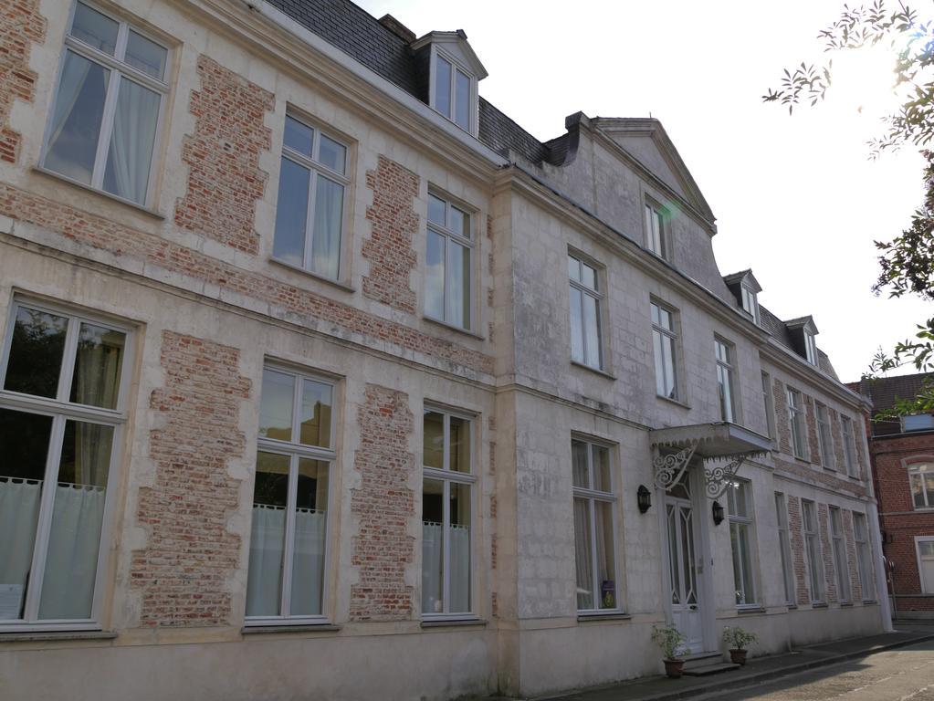 Chambres D'Hotes Chateau De Courcelette Hem Exterior photo