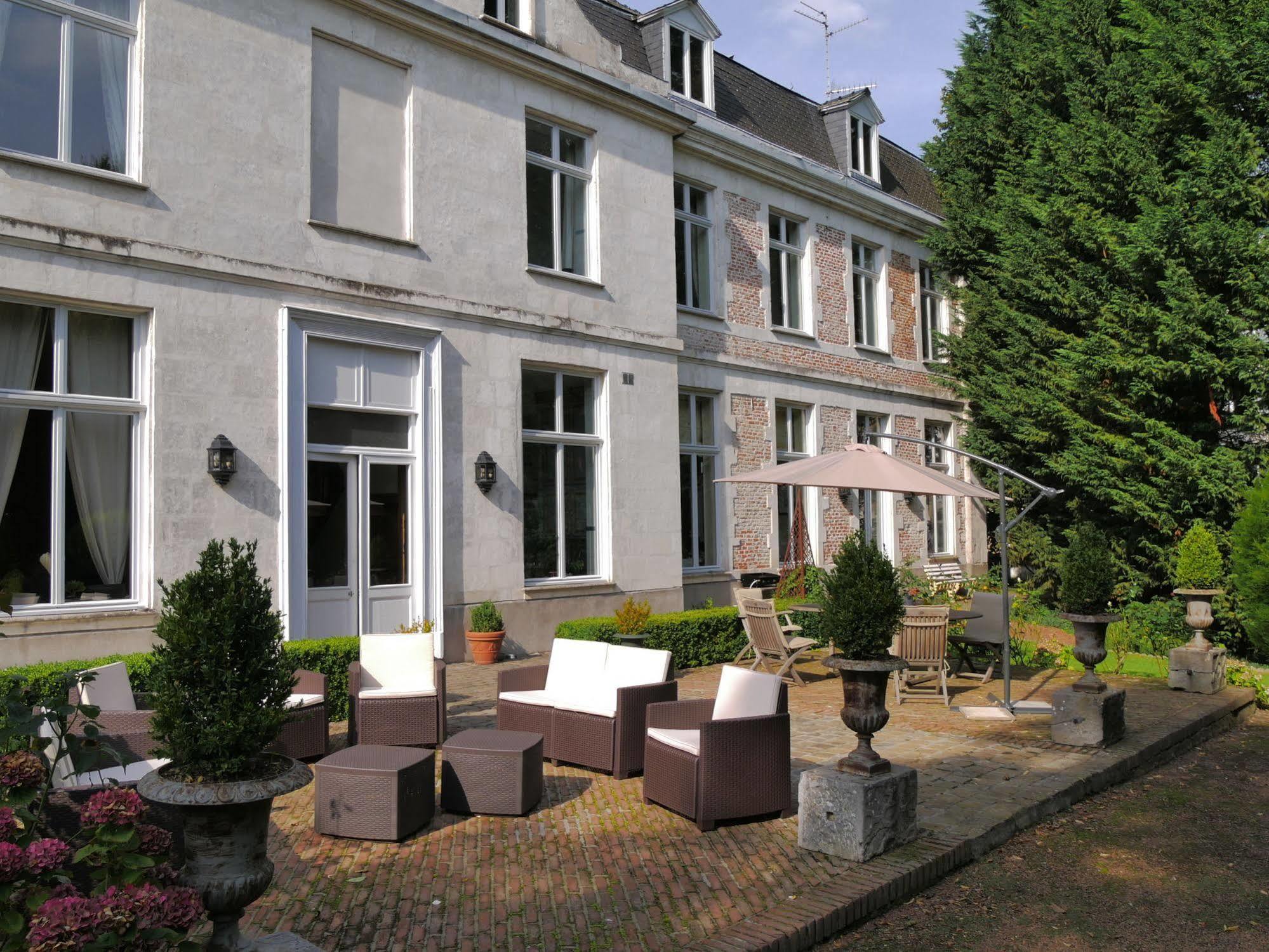 Chambres D'Hotes Chateau De Courcelette Hem Exterior photo
