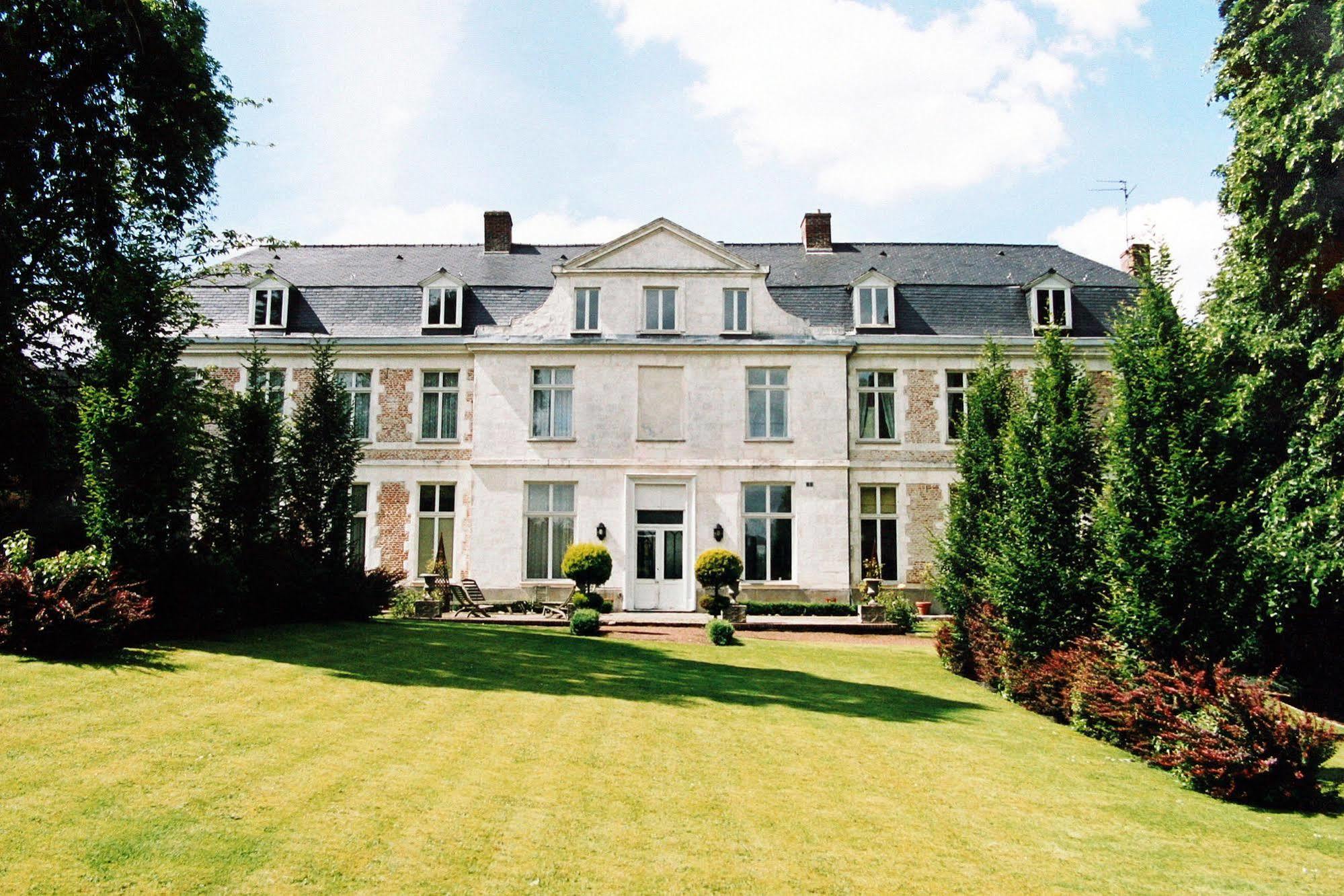 Chambres D'Hotes Chateau De Courcelette Hem Exterior photo